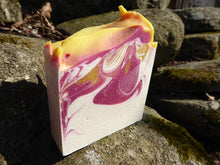 Load image into Gallery viewer, Plumeria Soap